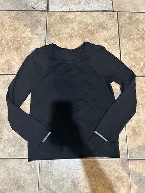 lululemon athletica Black Long-Sleeve Crew Top